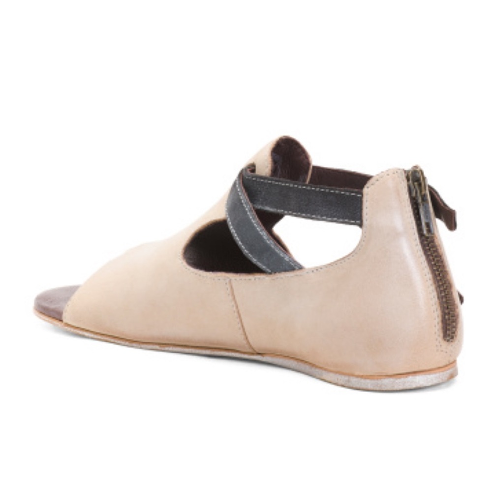 Bed Stu Tan and Black Women's Sandals - Picture 3 of 9